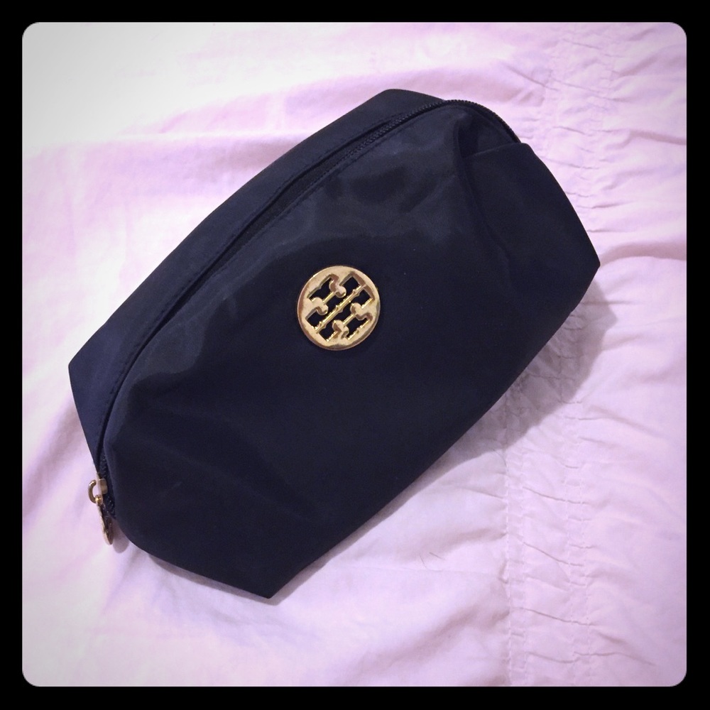 Tory Butch black zipper clutch